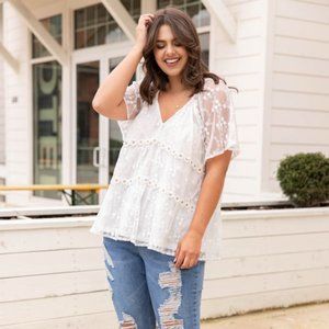 Embroidered lace top Chic Soul